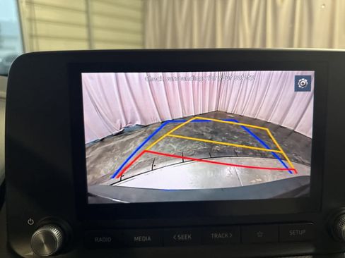 Used 2023 Hyundai Kona SE w/ Cargo Package image 25