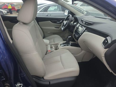 Used 2021 Nissan Rogue Sport SL image 8