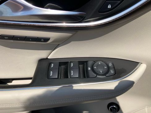 Used 2021 Buick Envision Avenir w/ Technology Package II AWD/4WD image 23