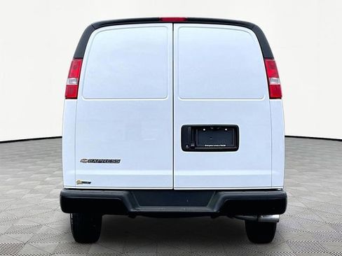New 2026 Chevrolet Express 2500 RWD image 5