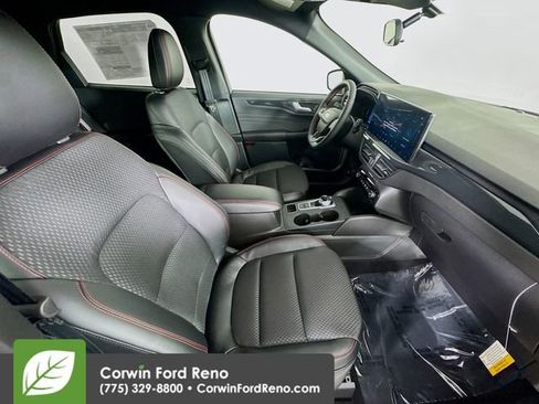 New 2026 Ford Escape ST-Line w/ Tech Pack #1 AWD/4WD image 29