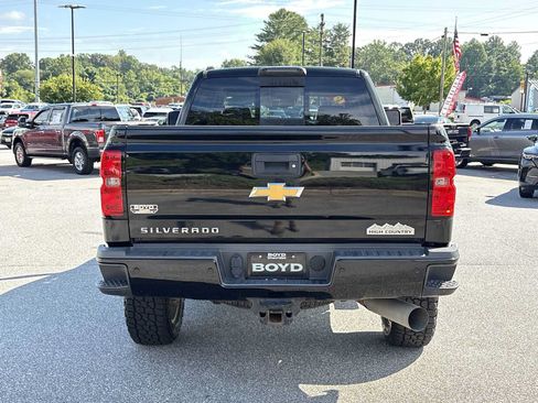 Used 2019 Chevrolet Silverado 2500 High Country w/ Duramax Plus Package AWD/4WD image 7