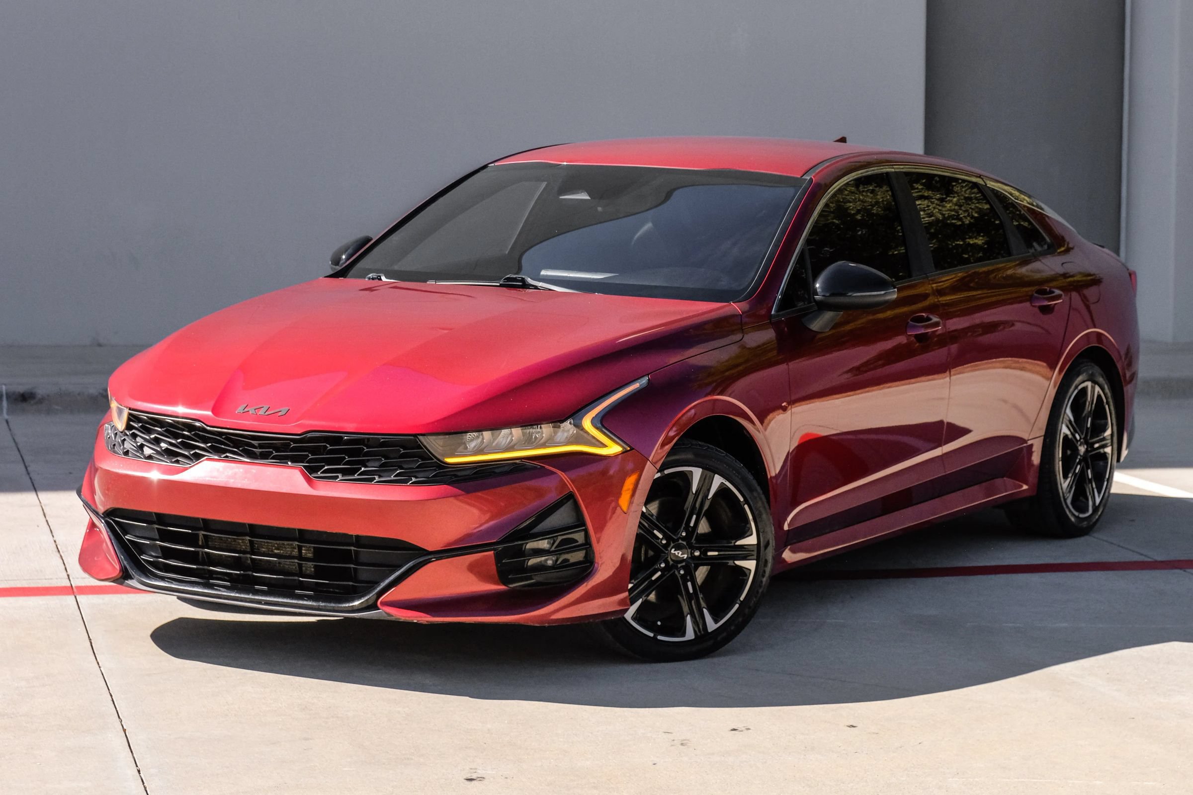 Used 2022 Kia K5 GT-Line AWD/4WD image 6