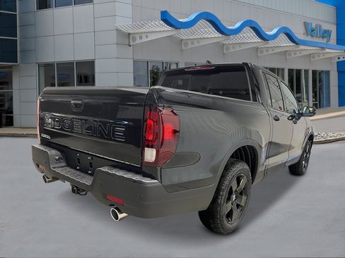 New 2026 Honda Ridgeline Black Edition image 5