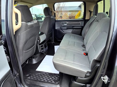 Used 2019 RAM 1500 Big Horn image 8