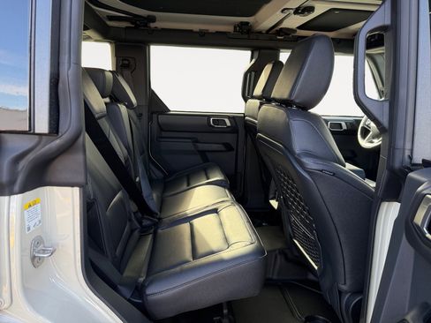 New 2025 Ford Bronco Badlands w/ Sasquatch Package image 18