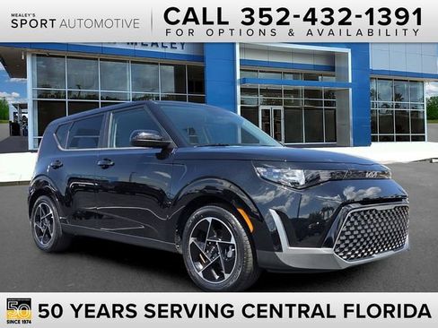 Used 2023 Kia Soul EX FWD image 1