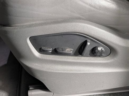 Used 2023 Porsche Cayenne GTS AWD/4WD image 29