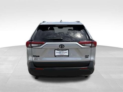 Used 2025 Toyota RAV4 XLE w/ Convenience Package AWD/4WD image 10