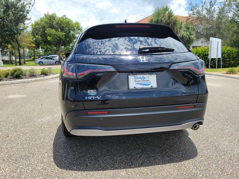 Used 2024 Honda HR-V Sport image 5