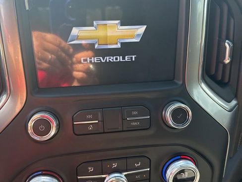 Used 2021 Chevrolet Silverado 1500 LTZ image 27