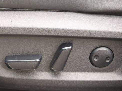 Used 2022 Nissan Rogue Platinum w/ Head-Up Display Package image 19