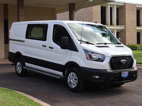 Used 2024 Ford Transit 250 Low Roof w/ Exterior Upgrade Package RWD image 3