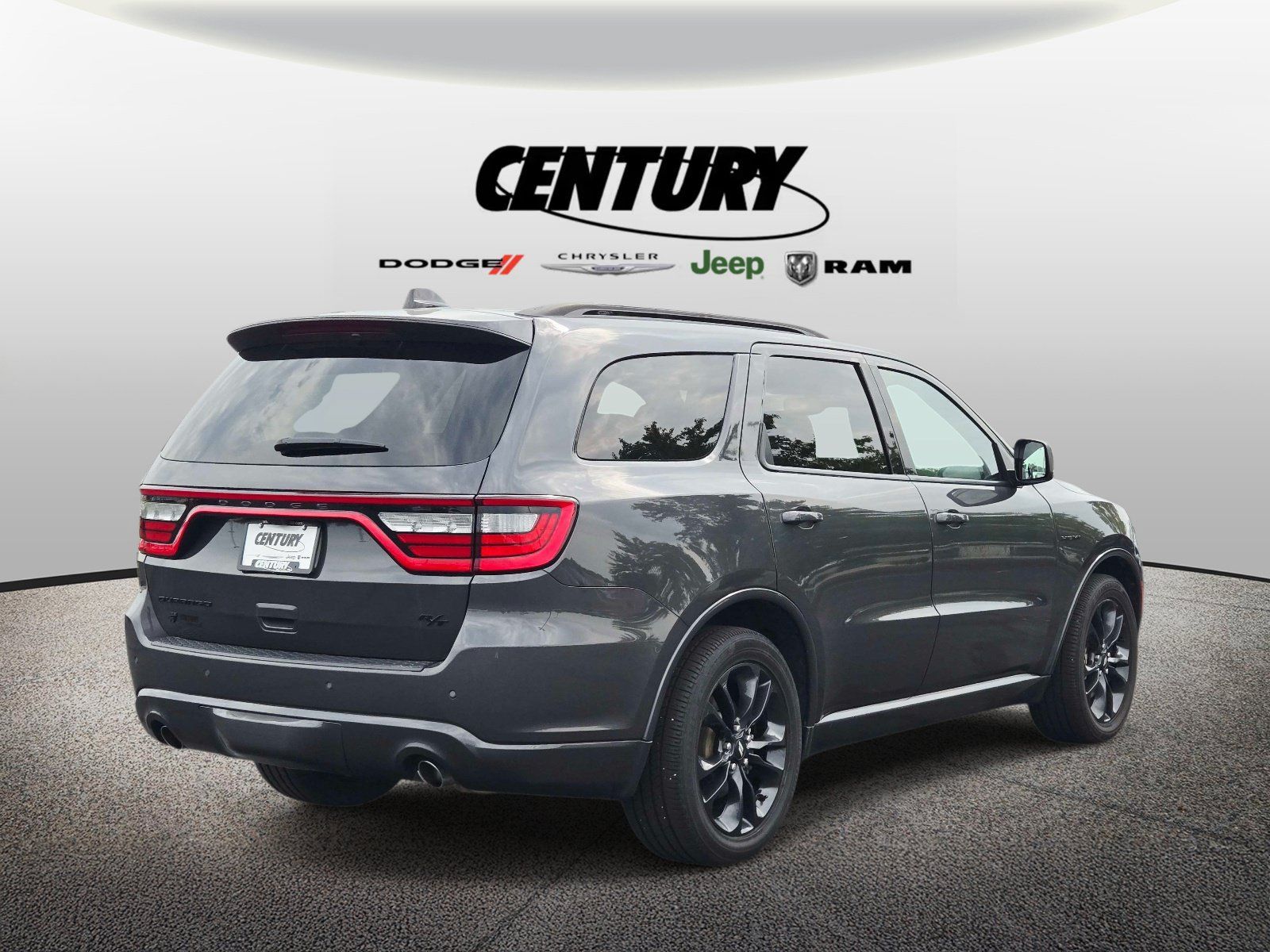 Used 2025 Dodge Durango R/T AWD/4WD image 4