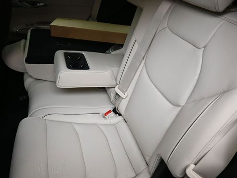 New 2026 Genesis GV70 2.5T Advanced AWD/4WD image 18
