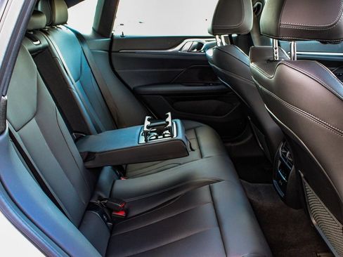 Used 2024 BMW i4 xDrive40i image 39