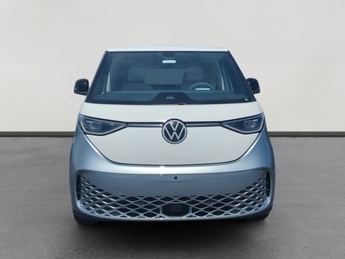 New 2025 Volkswagen ID. Buzz 1st Edition image 8