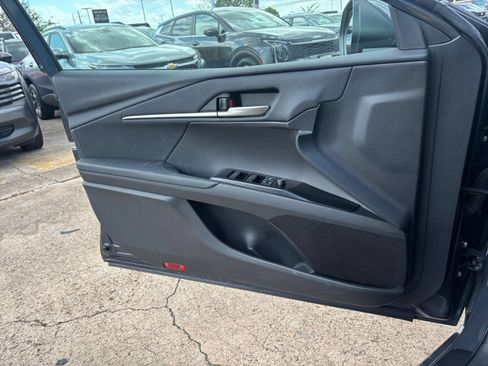 Used 2026 Toyota Camry SE FWD image 18