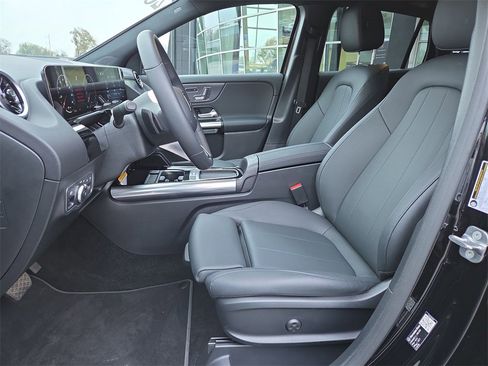 Certified 2026 Mercedes-Benz GLA 250 4MATIC image 10