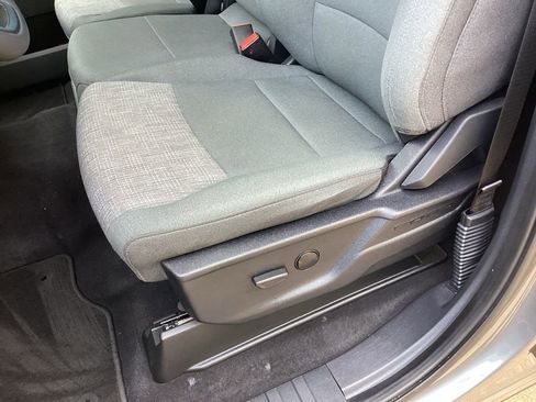 Used 2023 Ford F150 XLT image 27