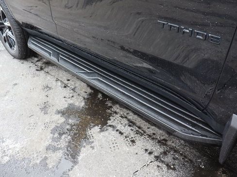 Used 2022 Chevrolet Tahoe RST w/ Luxury Package image 18