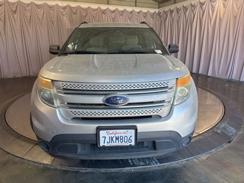 Used 2012 Ford Explorer FWD image 2