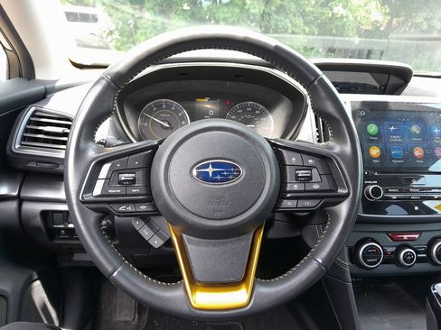 Used 2021 Subaru Crosstrek 2.5i Sport w/ Moonroof Package AWD/4WD image 16