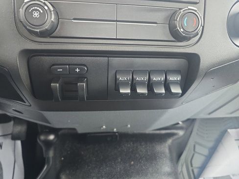 Used 2014 Ford F250 XL image 21