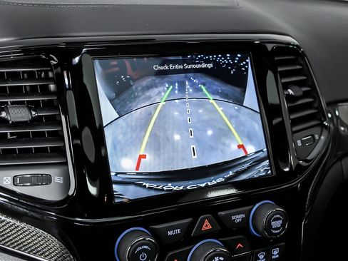 Used 2021 Jeep Grand Cherokee Trackhawk image 36