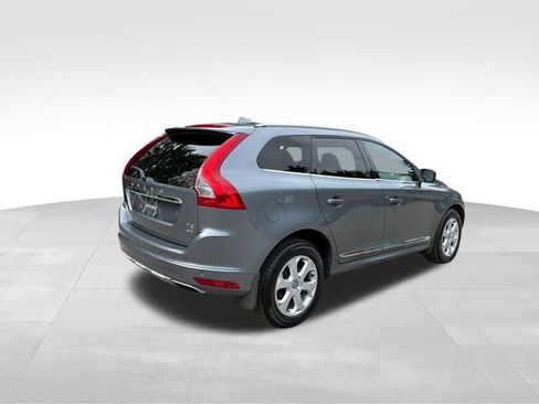 Used 2016 Volvo XC60 T5 Premier AWD/4WD image 3