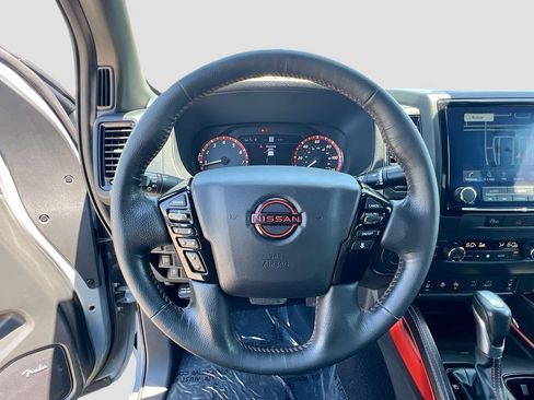 Used 2024 Nissan Frontier Pro-X w/ Pro Convenience Package RWD image 10