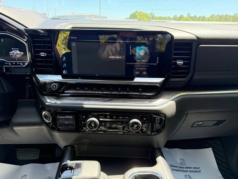 Used 2024 Chevrolet Silverado 1500 LTZ w/ Technology Package AWD/4WD image 18