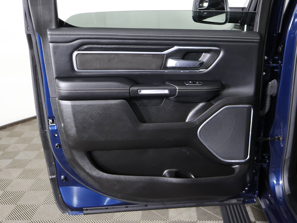 Used 2023 RAM 1500 Laramie AWD/4WD image 28