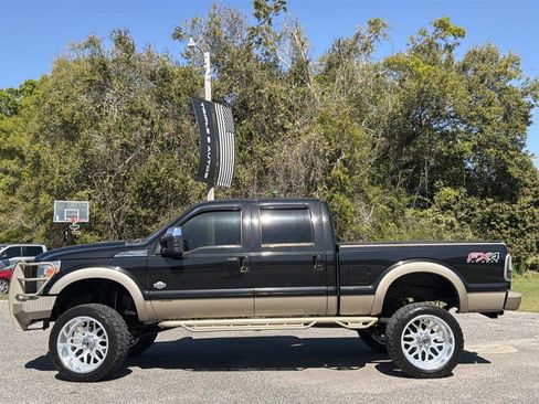 Used 2012 Ford F250 King Ranch w/ King Ranch w/Chrome Pkg AWD/4WD image 4