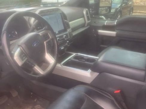 Used 2022 Ford F250 Lariat w/ Lariat Ultimate Package AWD/4WD image 13