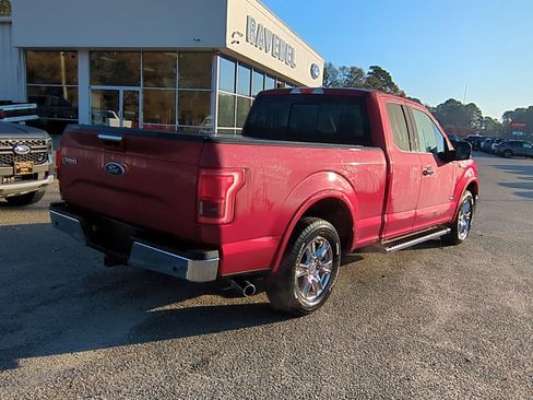 Used 2015 Ford F150 Lariat image 4