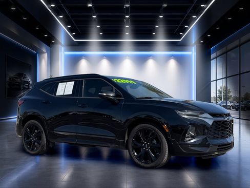 Used 2020 Chevrolet Blazer RS FWD image 2