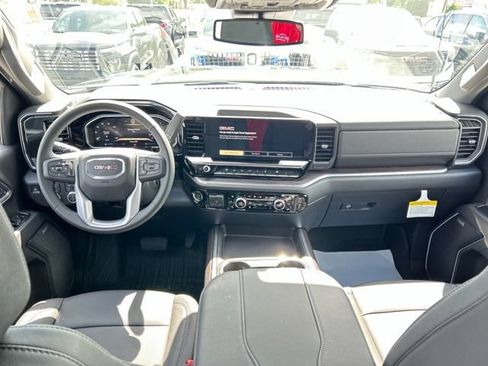 New 2026 GMC Sierra 2500 SLT w/ SLT Premium Package AWD/4WD image 19