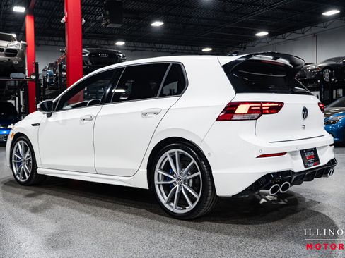 Used 2024 Volkswagen Golf R 4-Door image 3