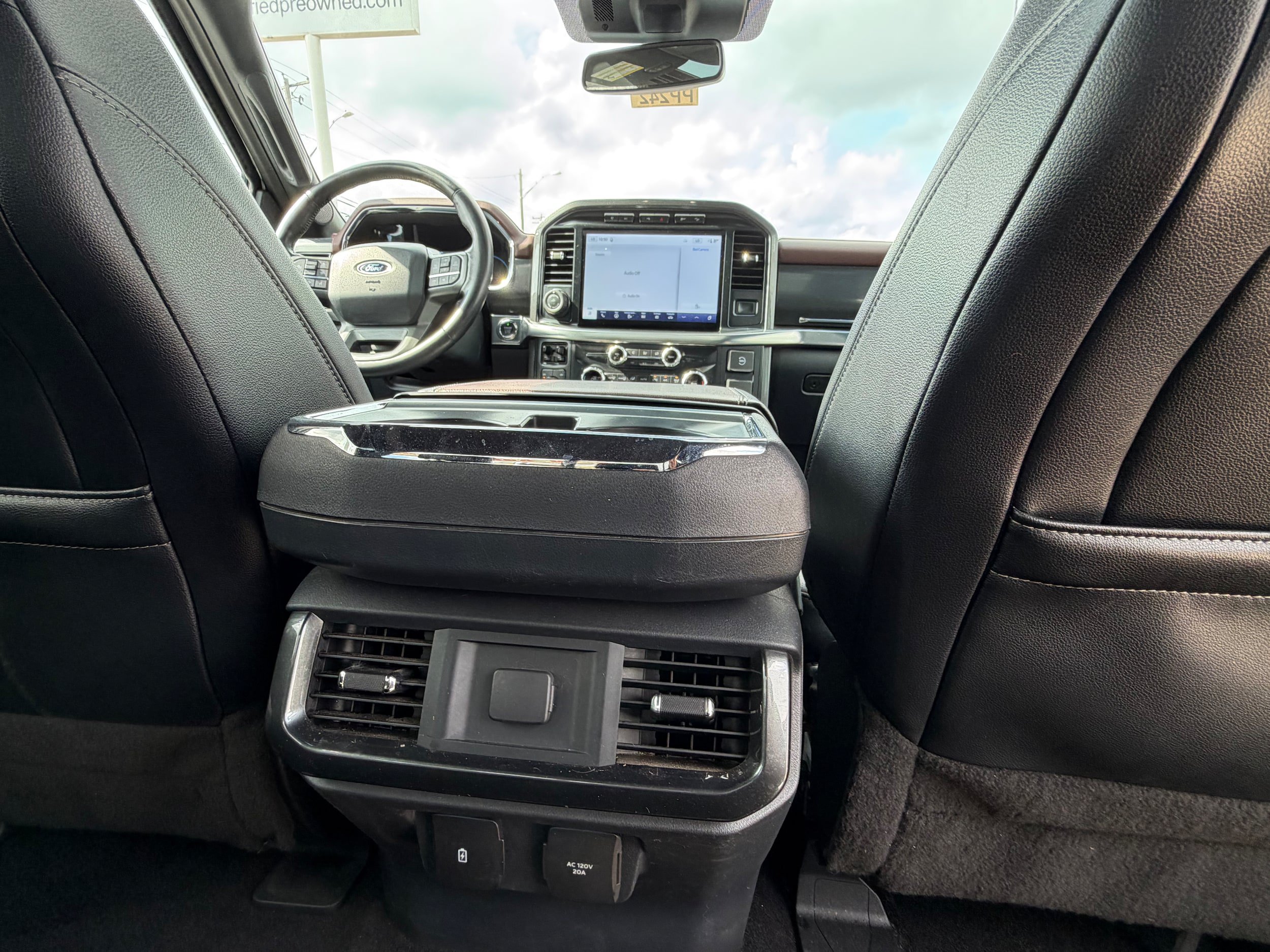 Used 2022 Ford F150 Lariat AWD/4WD image 14