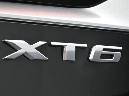 Certified 2023 Cadillac XT6 Premium Luxury FWD image 22