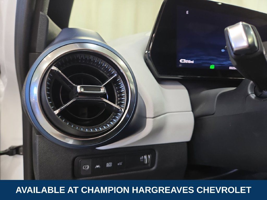 Used 2025 Chevrolet Equinox EV LT w/ Convenience Package AWD/4WD image 23