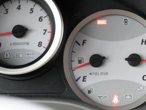 Used 2005 Toyota RAV4 4WD image 65