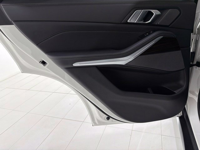Certified 2024 BMW X5 xDrive40i AWD/4WD image 15