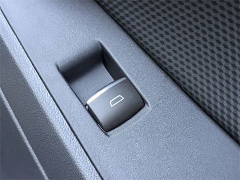 New 2026 Chevrolet Equinox RS image 33