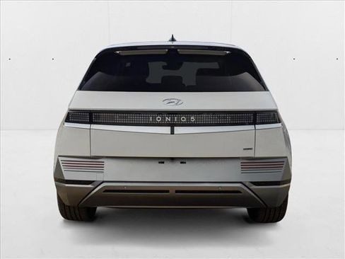 New 2024 Hyundai Ioniq 5 Limited image 8