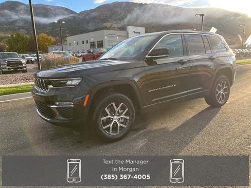 New 2025 Jeep Grand Cherokee Limited w/ Luxury Tech Group II image 8