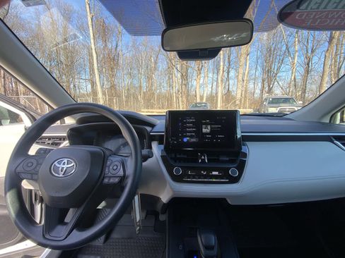 Certified 2026 Toyota Corolla Cross L image 25