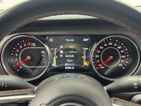 Used 2021 Jeep Gladiator Mojave AWD/4WD image 20