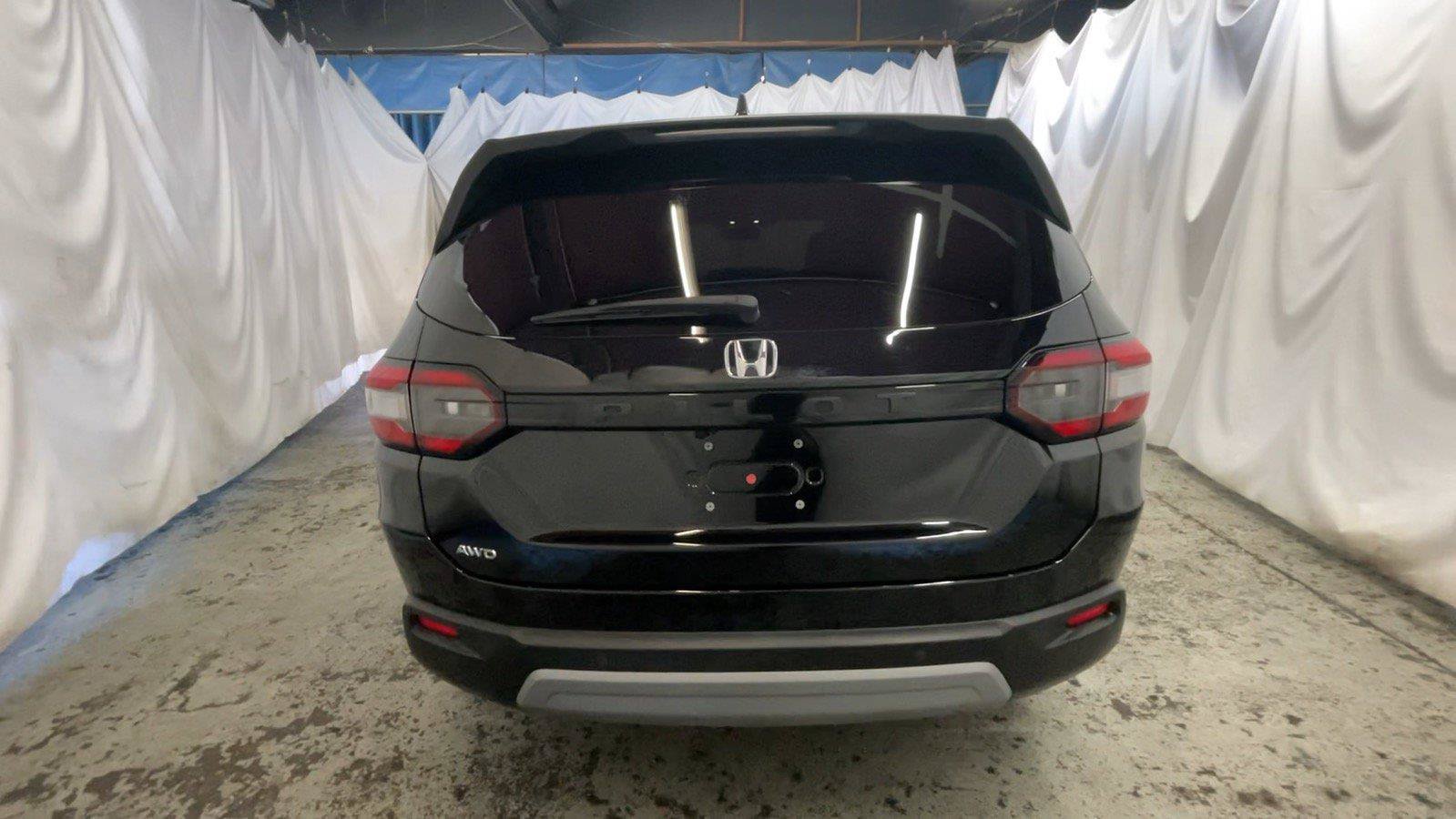 Certified 2025 Honda Pilot EX-L image 8